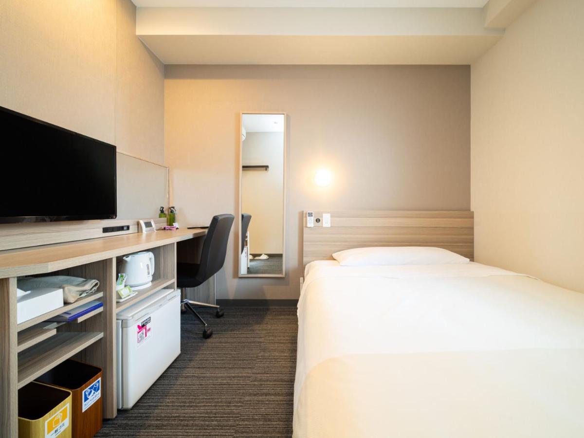 Super Hotel Shinyokohama Yokohama  Extérieur photo